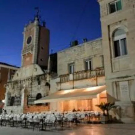 Aurelia, Old Town *